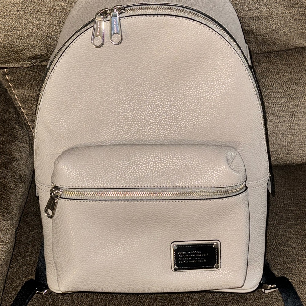 Marc Jacobs Cream Leather Bag with Silver Plaque